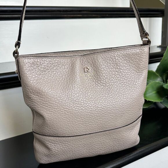 Kate Spade Soft Pebbled Leather Crossbody Shoulder Bag – Neutral Taupe - Picture 1 of 9